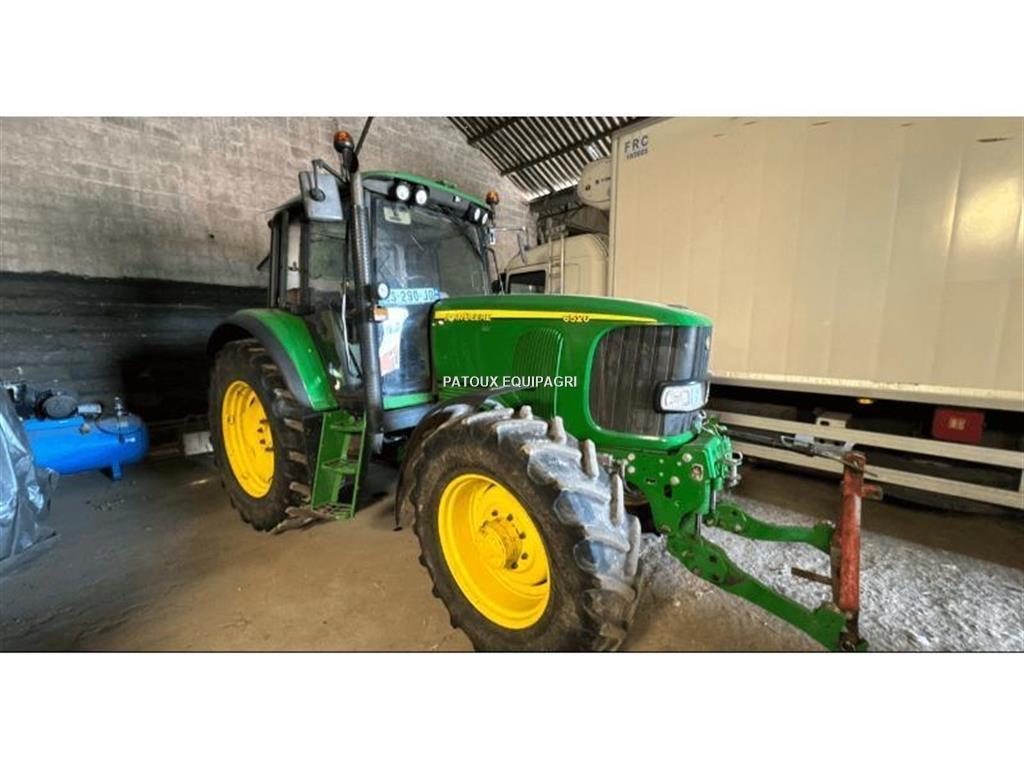 John Deere 6520 Tractors