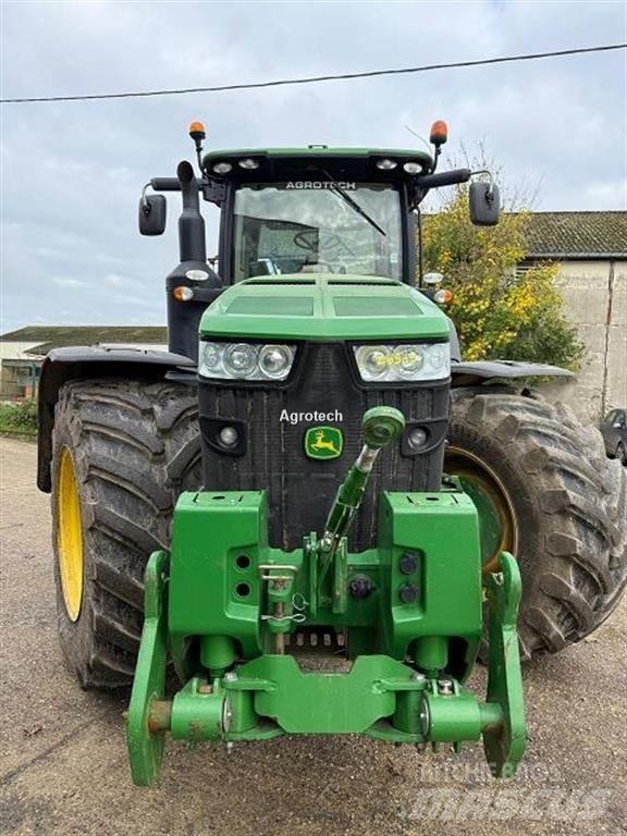 John Deere 8370 R Tractors