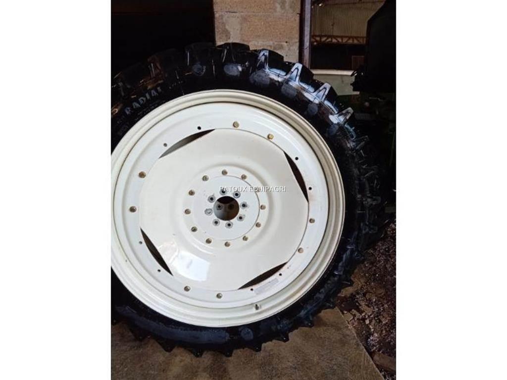 Kleber 270/95R48 Tires, wheels and rims