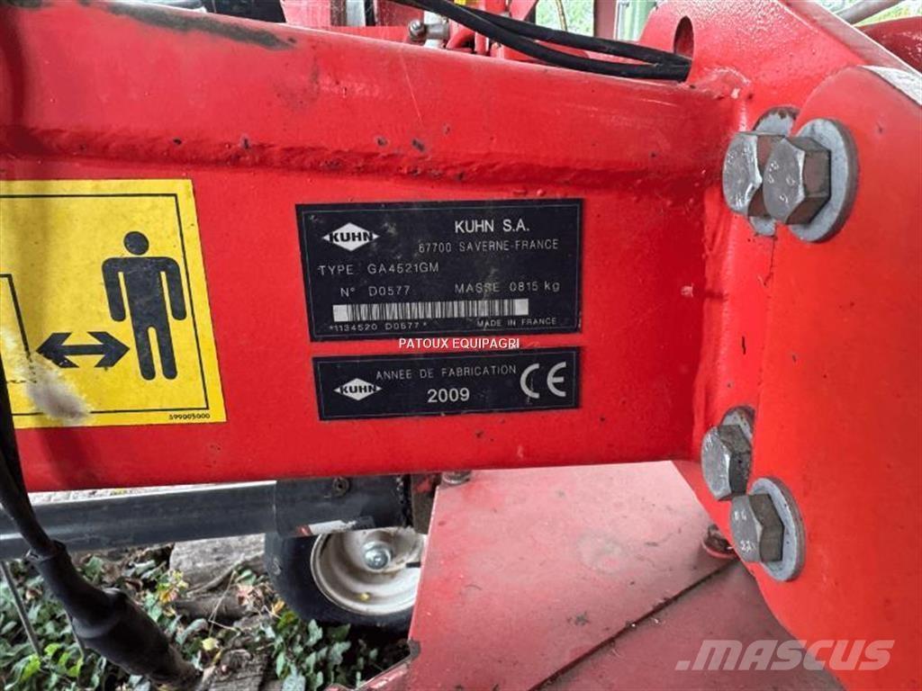 Kuhn GA4521GM Rakes and tedders