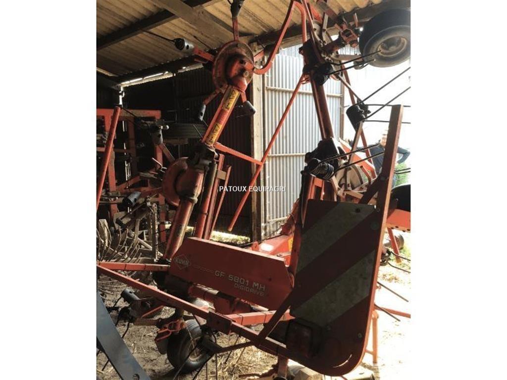 Kuhn GF5801 Rakes and tedders