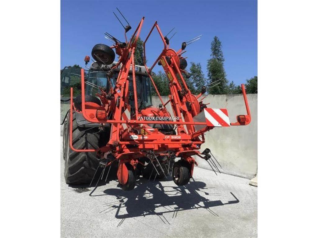 Kuhn GF5902 Rakes and tedders