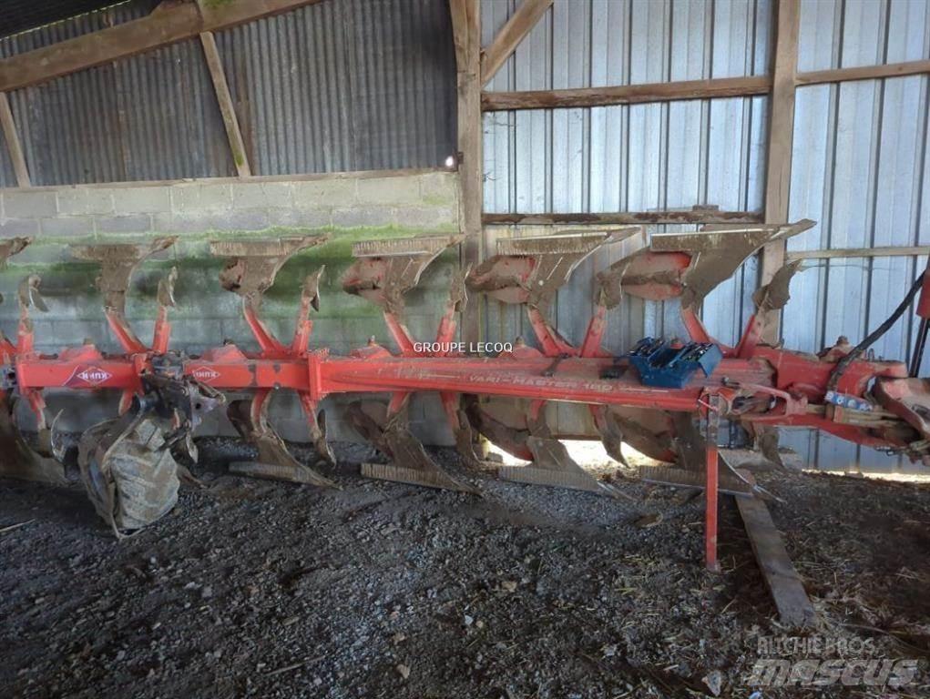 Kuhn VM 180 Plows
