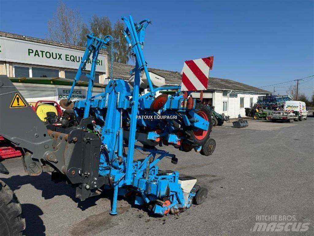 Monosem MECA 2000 Farm Drills