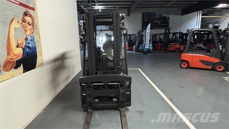 Linde N.V.T. Electric Forklifts