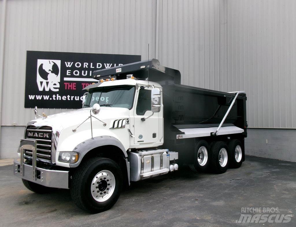 Mack GU713 Dump Trucks
