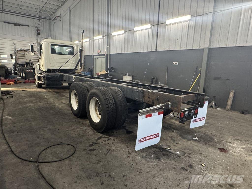 Mack GU813 Cab & Chassis Trucks