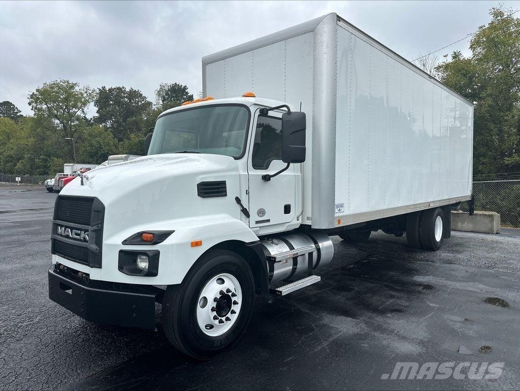 Mack MD6 Box trucks