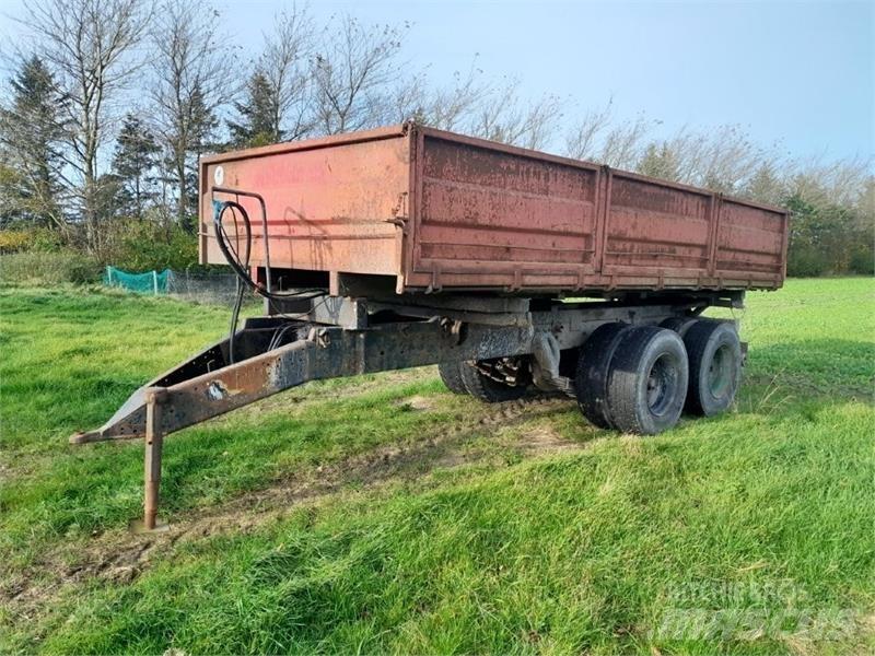  - - - Tip Trailers