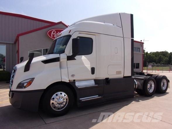 Freightliner CASCADIA 116 Conventional Trucks / Tractor Trucks