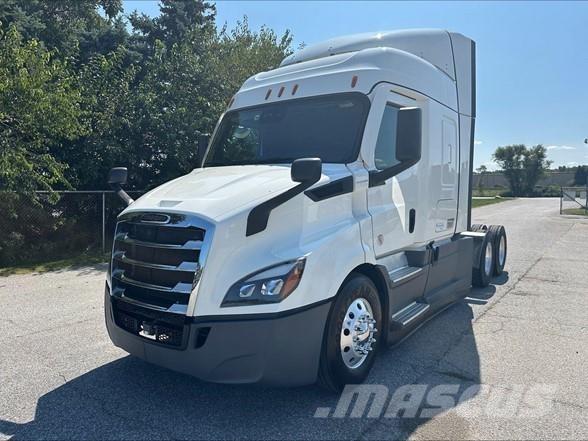 Freightliner CASCADIA 116 Conventional Trucks / Tractor Trucks