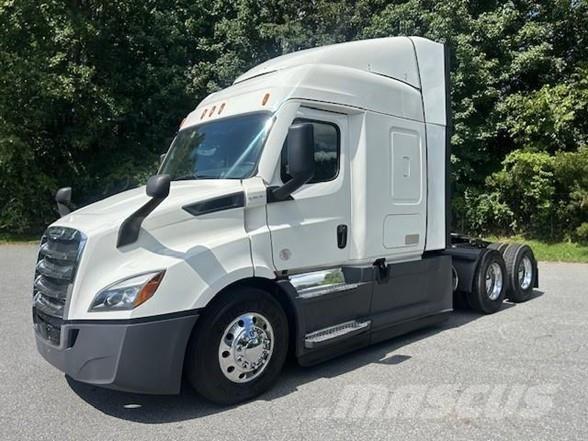 Freightliner CASCADIA 116 Conventional Trucks / Tractor Trucks