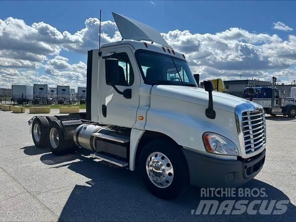 Freightliner CASCADIA 125 Conventional Trucks / Tractor Trucks