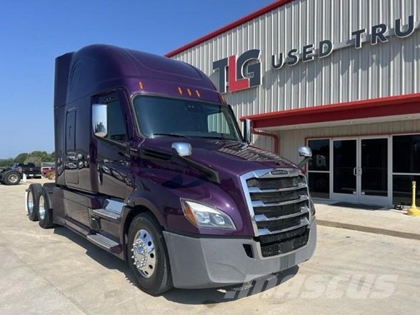 Freightliner CASCADIA 126 Conventional Trucks / Tractor Trucks