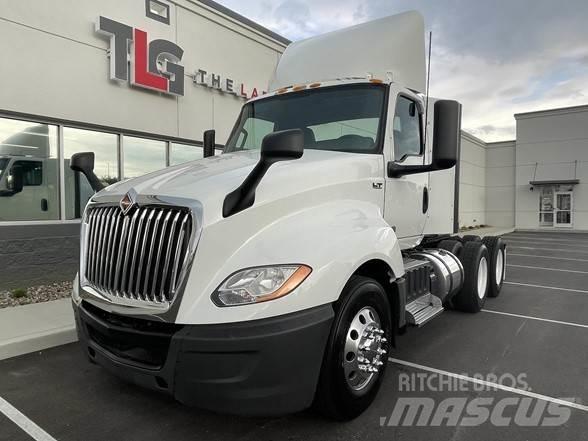 International LT Conventional Trucks / Tractor Trucks