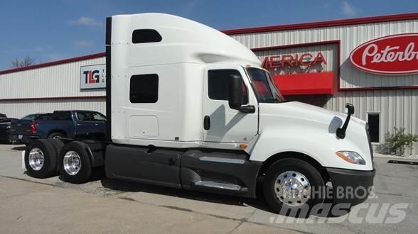 International LT Conventional Trucks / Tractor Trucks