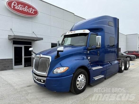 International LT Conventional Trucks / Tractor Trucks