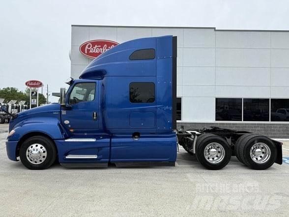 International LT Conventional Trucks / Tractor Trucks