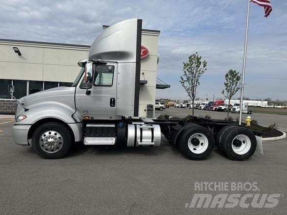 International PROSTAR Conventional Trucks / Tractor Trucks