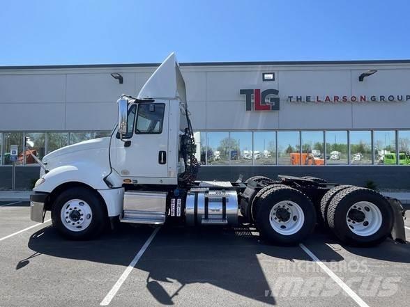 International PROSTAR Conventional Trucks / Tractor Trucks
