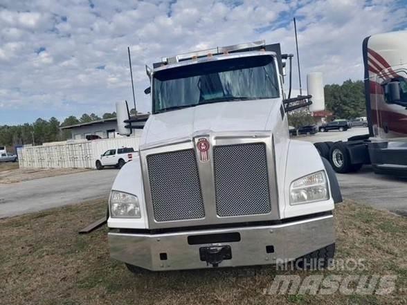 Kenworth T880 Dump Trucks