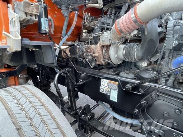 Kenworth T880 Conventional Trucks / Tractor Trucks