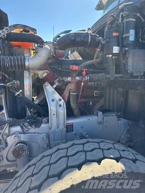 Mack GRANITE 104BR Dump Trucks