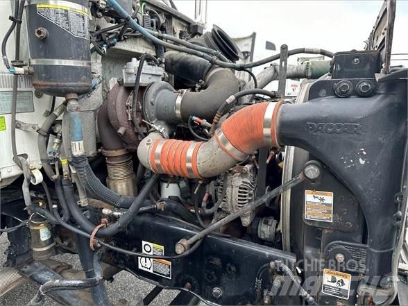 Peterbilt 337 Conventional Trucks / Tractor Trucks