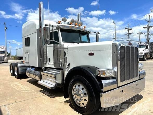 Peterbilt 389 Conventional Trucks / Tractor Trucks