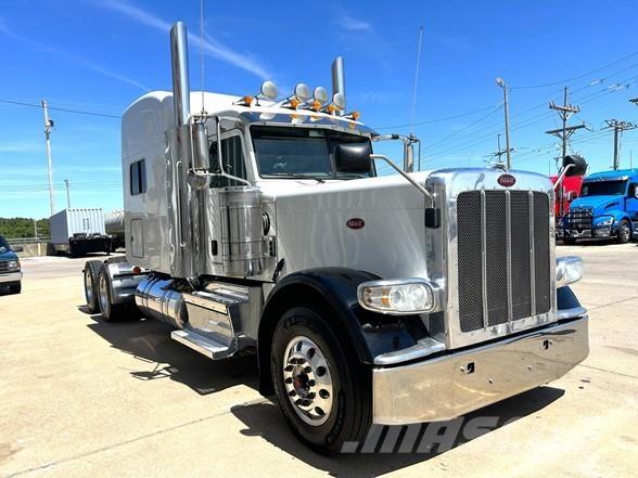Peterbilt 389 Conventional Trucks / Tractor Trucks