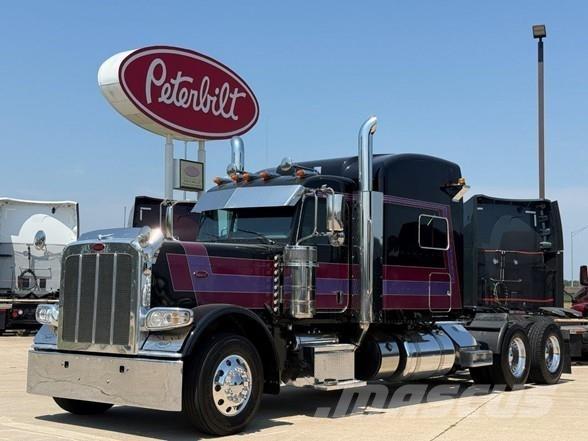Peterbilt 389 Conventional Trucks / Tractor Trucks