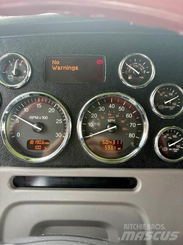 Peterbilt 389 Conventional Trucks / Tractor Trucks