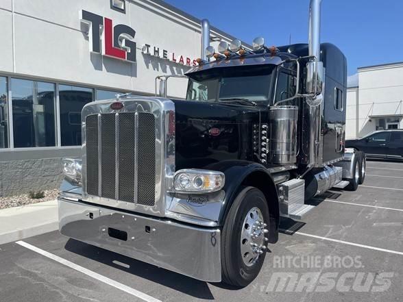 Peterbilt 389 Conventional Trucks / Tractor Trucks