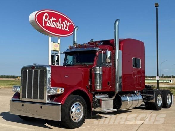 Peterbilt 389 Conventional Trucks / Tractor Trucks