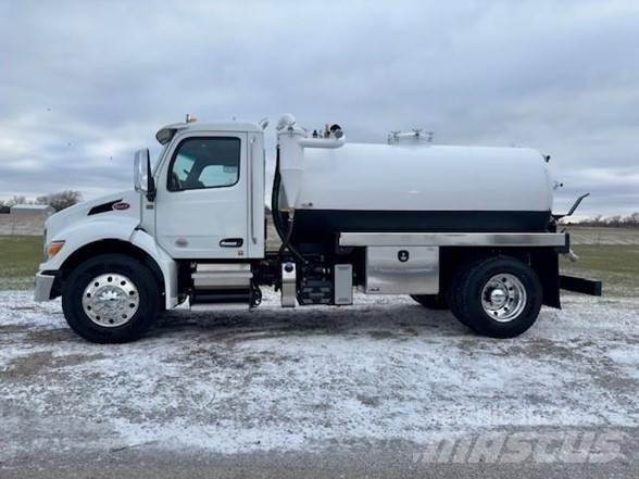 Peterbilt 536 Tank Trucks