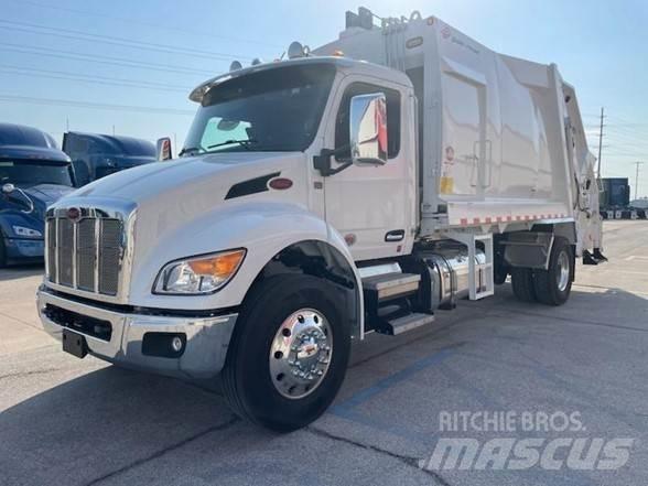 Peterbilt 537 Garbage Trucks / Recycling Trucks