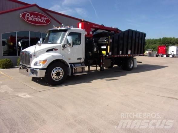 Peterbilt 537 Construction - Others