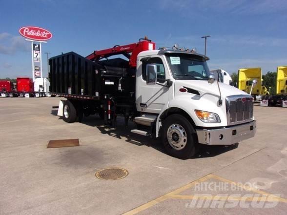 Peterbilt 537 Construction - Others