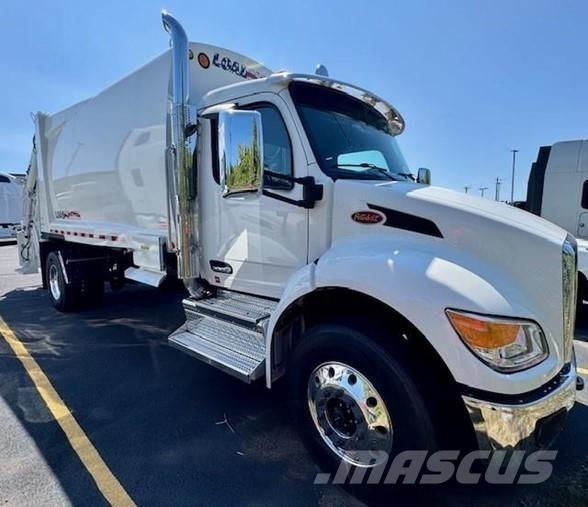 Peterbilt 537 Garbage Trucks / Recycling Trucks