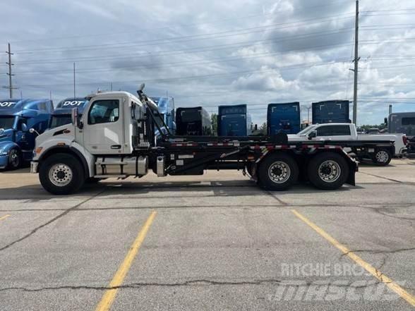 Peterbilt 548 Garbage Trucks / Recycling Trucks