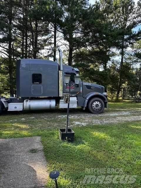 Peterbilt 567 Conventional Trucks / Tractor Trucks