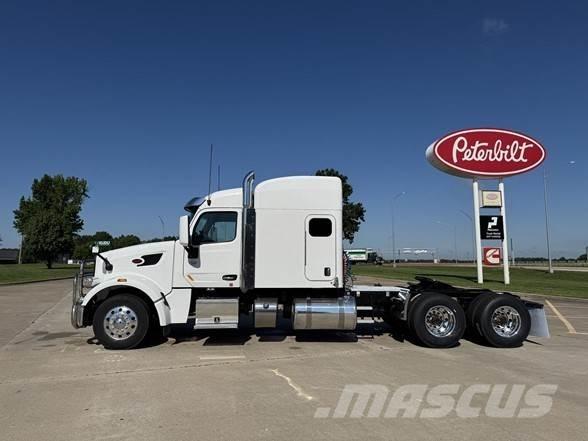 Peterbilt 567 Conventional Trucks / Tractor Trucks