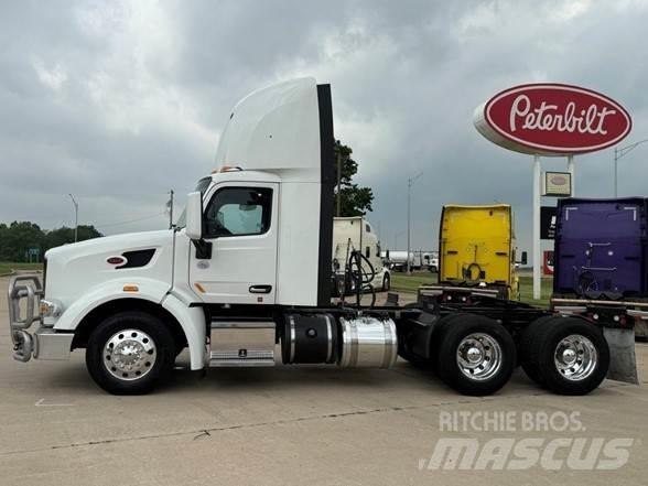 Peterbilt 567 Conventional Trucks / Tractor Trucks