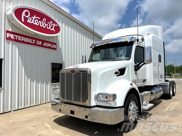 Peterbilt 567 Conventional Trucks / Tractor Trucks