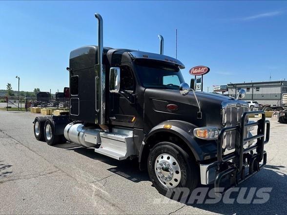 Peterbilt 567 Conventional Trucks / Tractor Trucks
