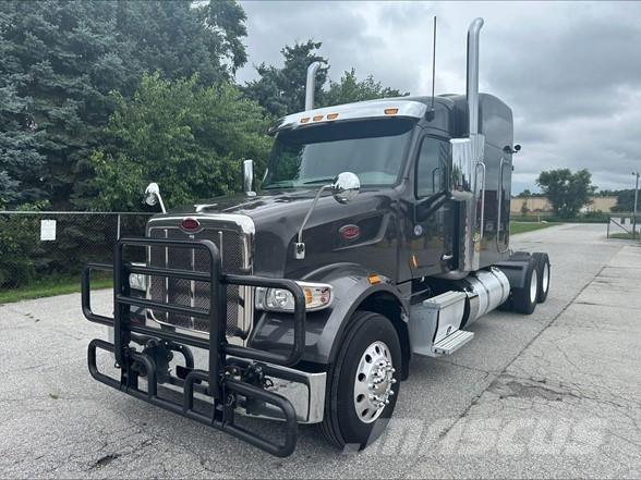 Peterbilt 567 Conventional Trucks / Tractor Trucks