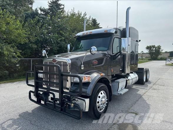 Peterbilt 567 Conventional Trucks / Tractor Trucks