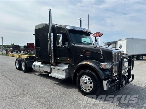 Peterbilt 567 Conventional Trucks / Tractor Trucks