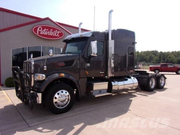 Peterbilt 567 Conventional Trucks / Tractor Trucks