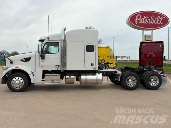 Peterbilt 567 Conventional Trucks / Tractor Trucks